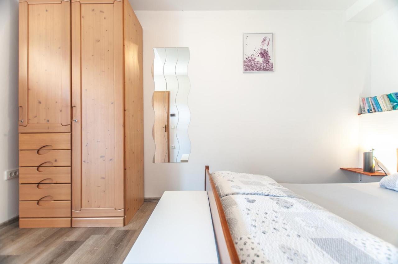 Apartments Julia بوينج المظهر الخارجي الصورة